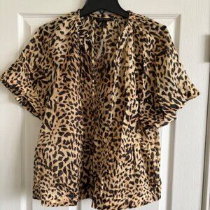 Banana Republic ramie blouse top